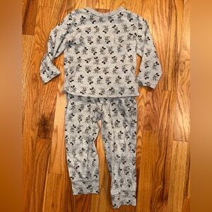 Gap Kids Disney Mickey Mouse Gray Kids Pajamas, 4T